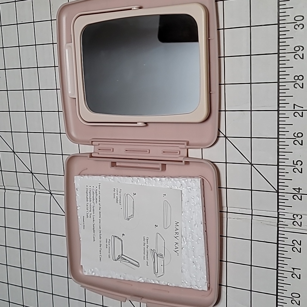 Vintage Mary Kay Consultant Pink Travel Mirror New Old Stock - Picture 8 of 8